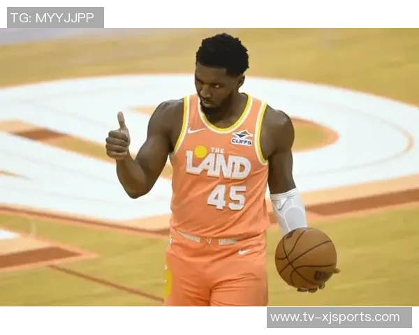 乌度卡称KD被包夹助力队友高效表现中5得11分展现实力