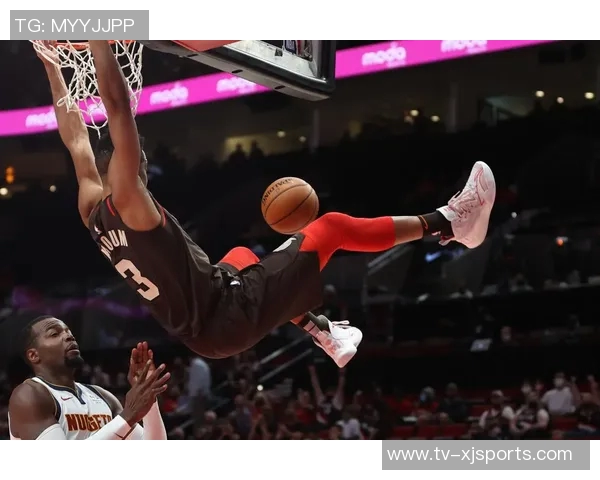 狄龙生强势反击小波特上演精彩双手暴扣展现老将风采